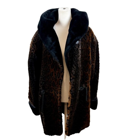 Vintage Pedestal Faux-Fur Leopard Coat with Oversized Shawl Collar/Hood - Picture 4 of 12